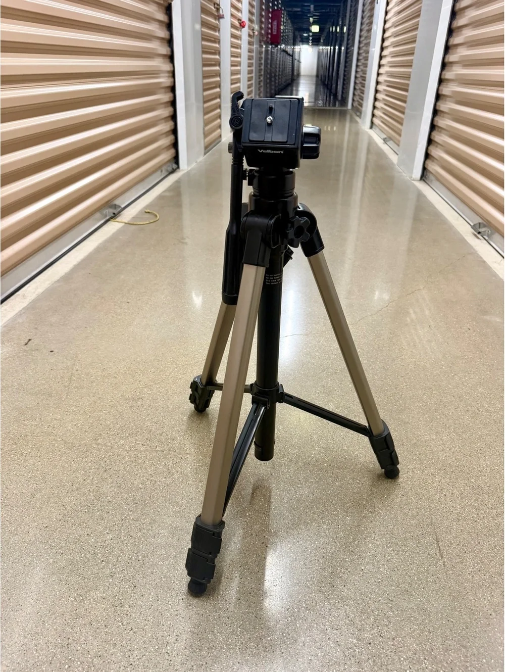 Vintage Velbon Deluxe Lightweight Photo & Camcorder Tripod with Original Box